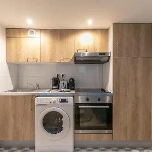 https://mba-splendide-appart-proche-rpublique-2.fr-paris.fr