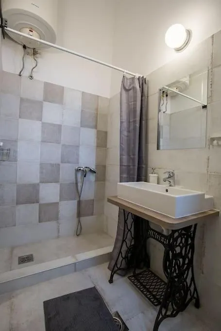 Vintage Near Boulevard With Ac After Renovation Budapest